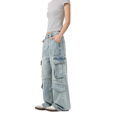 Jeans cargo oversize de mujer, cómodos, modernos y con un estilo streetwear que marca tendencia.