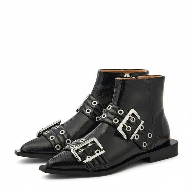 Botas stilletto con hebillas negras