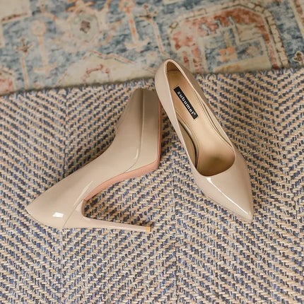 Zapatos Stiletto de tacón de aguja beige charol elegantes con plataforma