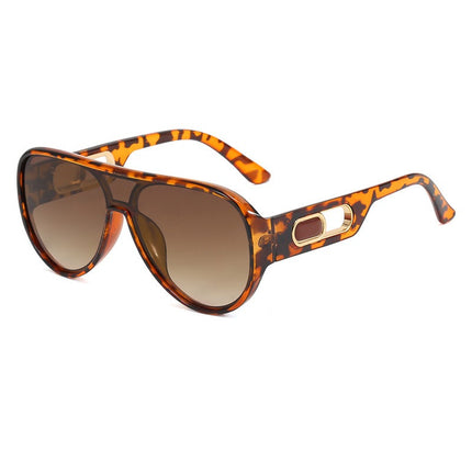 Gafas de sol para mujer con marco grande en color gris