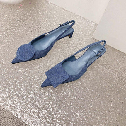 Sandalias Stiletto minimalistas azul denim, tacón alto, diseño elegante, punta afilada, estilo moderno