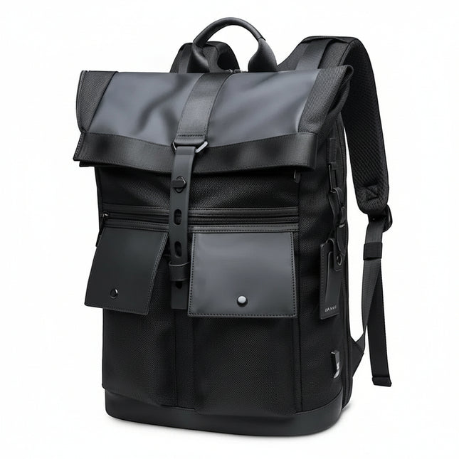 Mochila BANGE en color negro, vista frontal