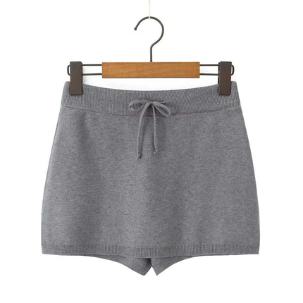 Falda gris de punto con botones