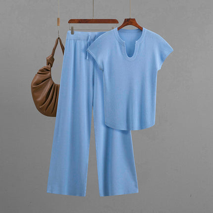 Conjunto de punto con cuello en U y manga corta