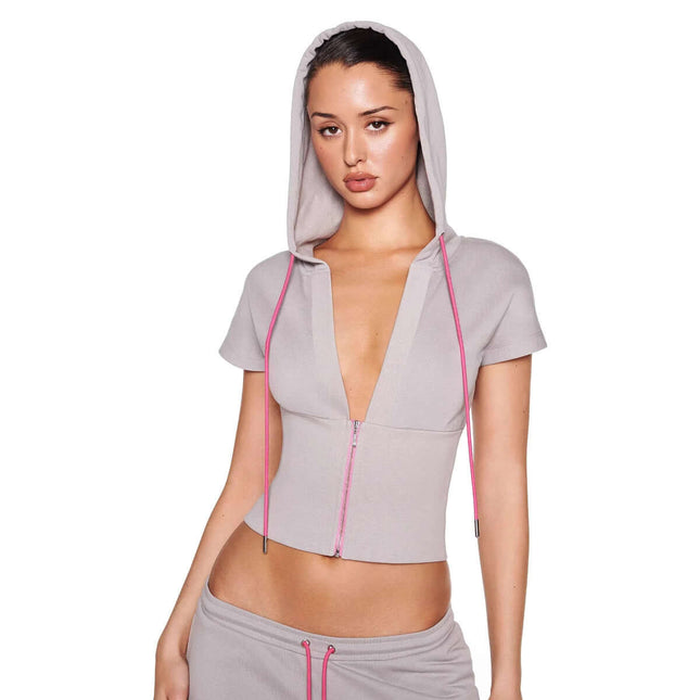 Sudadera crop de mujer con capucha gris suave