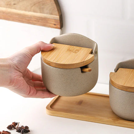 Tarro de cerámica japonesa con tapa de bambú y madera para condimentos - tugranalmacen.com
