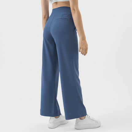 Pantalones deportivos con cordón y bolsillos