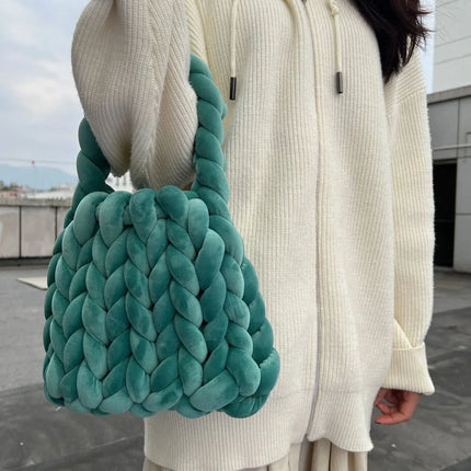 Bolsa de cartero tejida a mano con hilo hilado y núcleo de terciopelo de cristal. - tugranalmacen.com