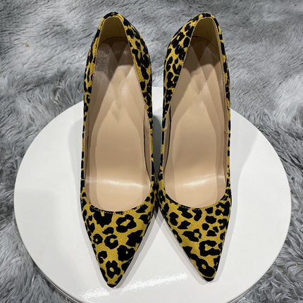 Zapatos de tacón alto con estampado animal para eventos