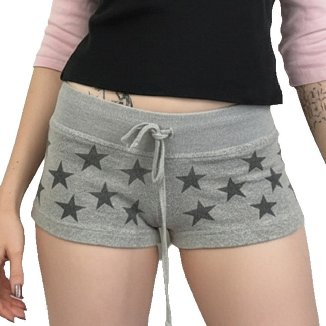 Shorts de terciopelo gris con estampado de pentagrama