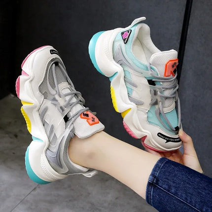 Zapatillas de deporte vulcanizadas mujer color arcoíris con detalles en malla y suela gruesa
