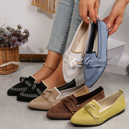 Mocasines sencillos y frescos de suela plana, colores variados, material tejido, estilo casual