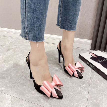 Sandalias de tacón con pajarita, negro y rosa, material satinado, estilo elegante