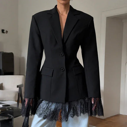 Blazer Negra de Mujer con Encaje - Elegancia Sofisticada