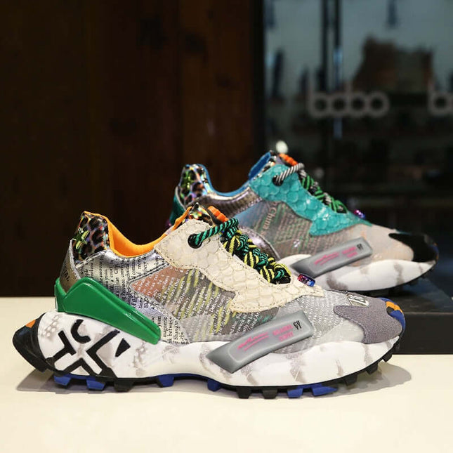 Zapatillas deportivas de mujer multicolor con suela gruesa y detalles transpirables