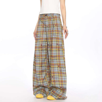 Pantalon casual a cuadros de corte holgado para mujer en tonos amarillos y azules, ligero y confortable.