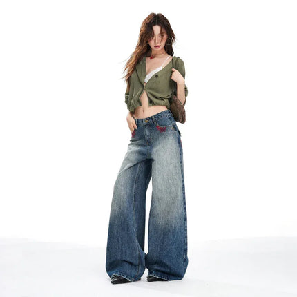 Jeans anchos faded de mujer en estilo vintage
